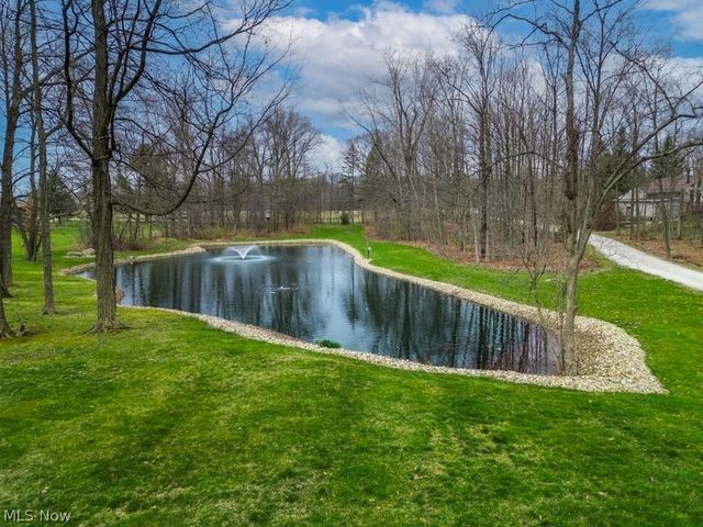 4702 Paradise Road, Seville, OH 44273