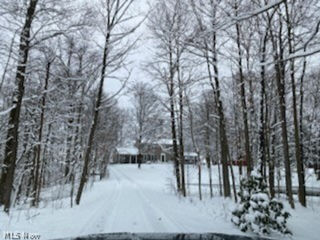 4702 Paradise Road, Seville, OH 44273