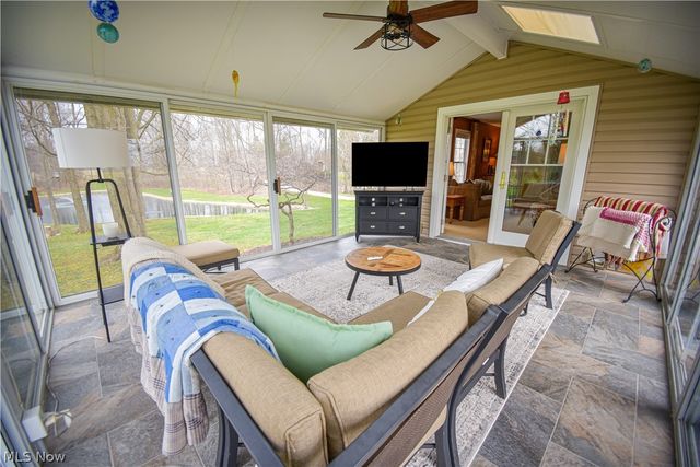 4702 Paradise Road, Seville, OH 44273