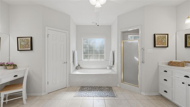 364 Nameless RD, Driftwood, TX 78619