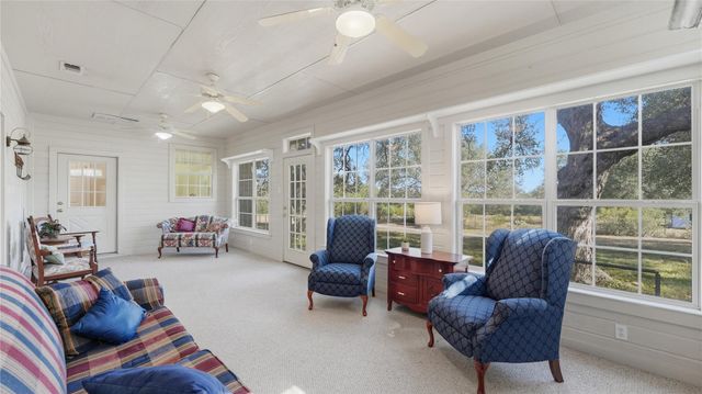 364 Nameless RD, Driftwood, TX 78619