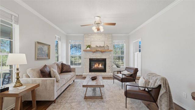 364 Nameless RD, Driftwood, TX 78619