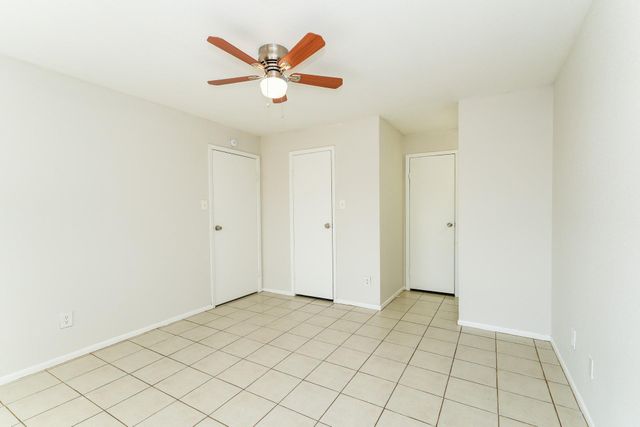 4021 Briar Hollow Drive 4, Dickinson, TX 77539