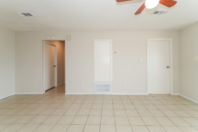 4021 Briar Hollow Drive 4, Dickinson, TX 77539