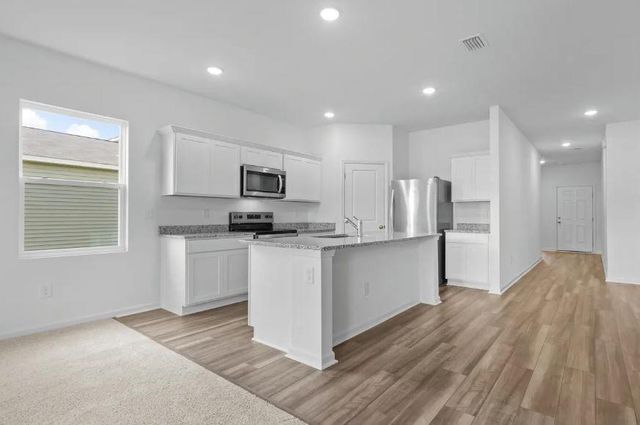 348 Wedemeyer ST, Taylor, TX 76574