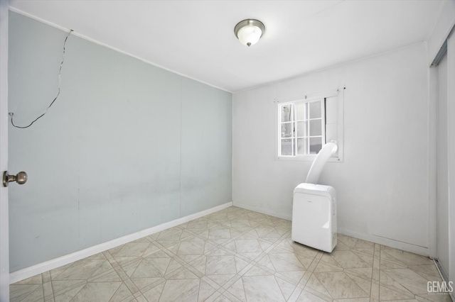 3467 Michelaine Avenue, Bakersfield, CA 93304