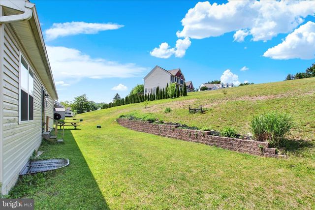109 W IMPERIAL DR, Aspers, PA 17304