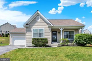 109 W IMPERIAL DR, Aspers, PA 17304