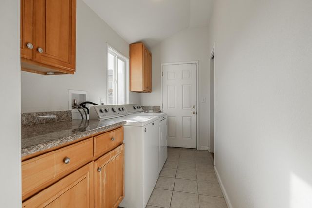 15016 15016 Fleming St, San Leandro, CA 94579