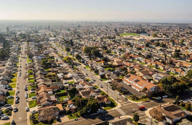 15016 15016 Fleming St, San Leandro, CA 94579