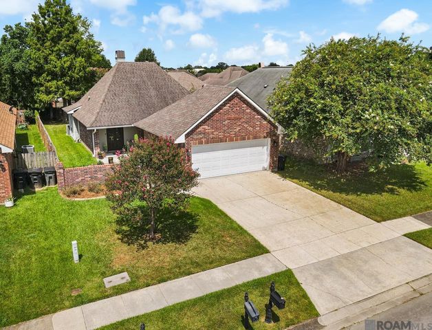 2036 Hunters Way Dr, Baton Rouge, LA 70816