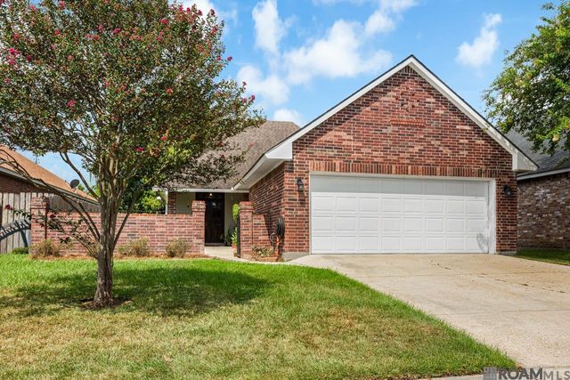2036 Hunters Way Dr, Baton Rouge, LA 70816