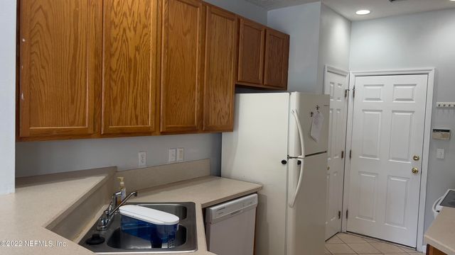 3945 BUCKTHORNE Drive A, Orange Park, FL 32065
