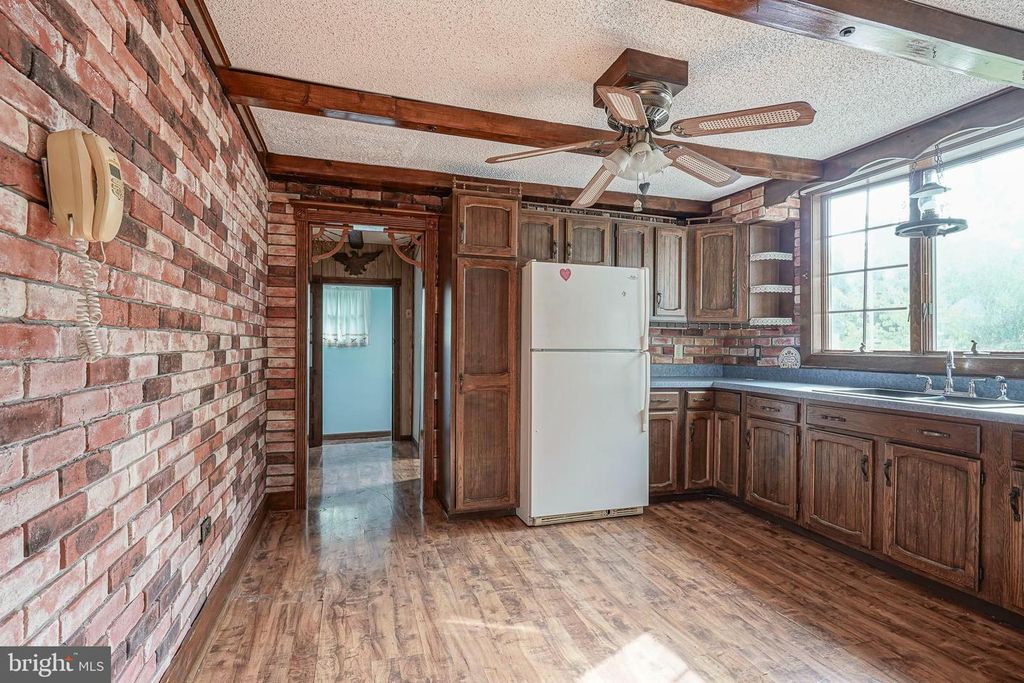423 CUMBERLAND ST, Gloucester City, NJ 08030