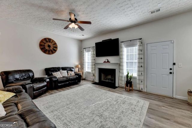 2709 Oakmont Way, Monroe, GA 30656