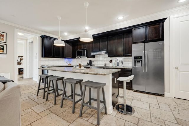 63 Kendrick Pines Boulevard, Spring, TX 77389