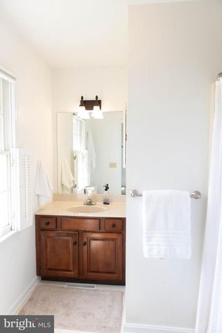 906 BRUTON COVE, Hummelstown, PA 17036