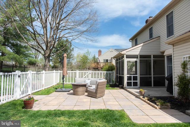 906 BRUTON COVE, Hummelstown, PA 17036