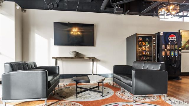 210 North 17th Street 105, St Louis, MO 63103