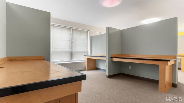 210 North 17th Street 105, St Louis, MO 63103