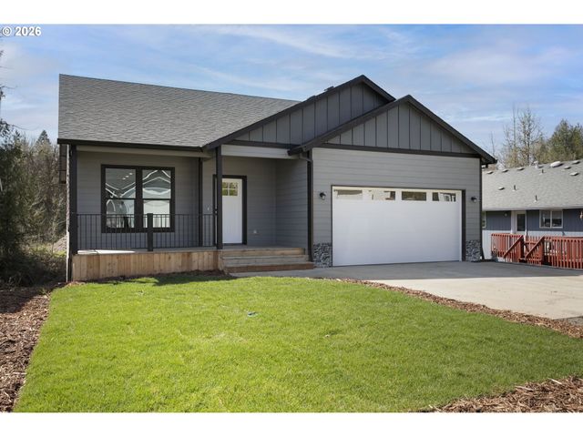 233 E St, Vernonia, OR 97064