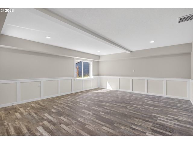 233 E St, Vernonia, OR 97064