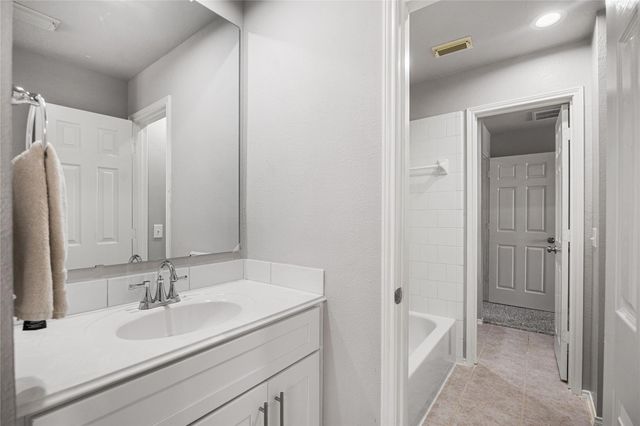 16415 Canyon Chase Drive, Houston, TX 77095