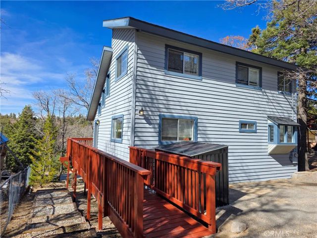 32964 Spruce Drive, Green Valley Lake, CA 92341