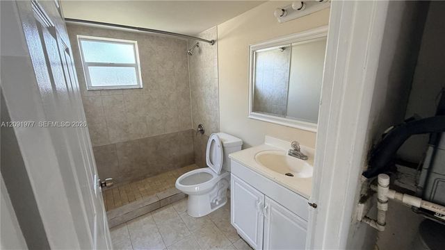 5461 W 24th Avenue 18, Hialeah, FL 33016