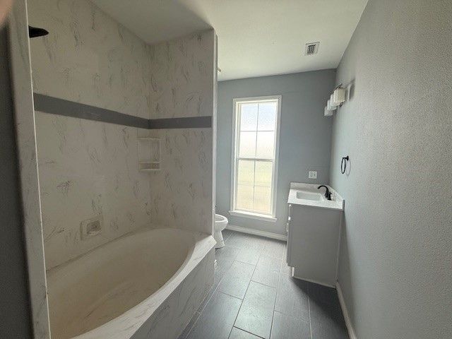 312 Poplar Street, Italy, TX 76651