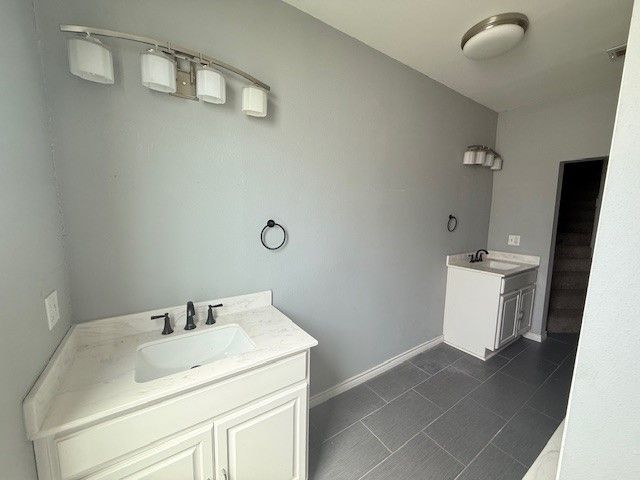 312 Poplar Street, Italy, TX 76651