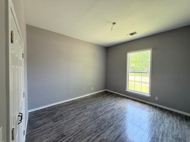 312 Poplar Street, Italy, TX 76651