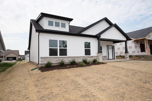 1079 E Wabash Street, Frankfort, IN 46041