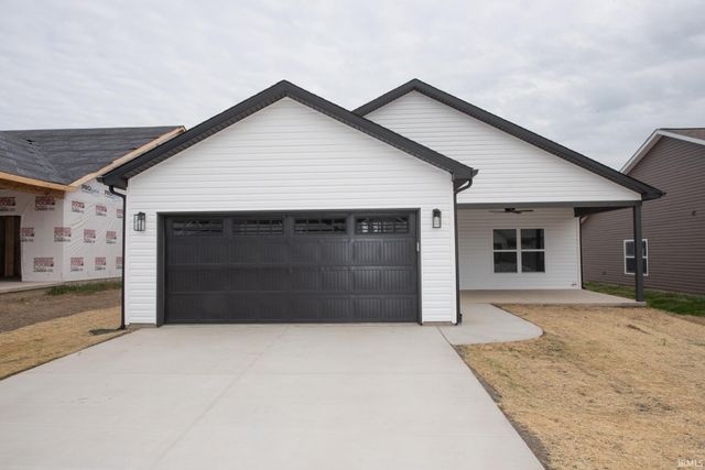 1079 E Wabash Street, Frankfort, IN 46041