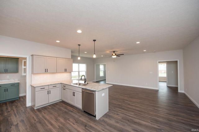 1079 E Wabash Street, Frankfort, IN 46041