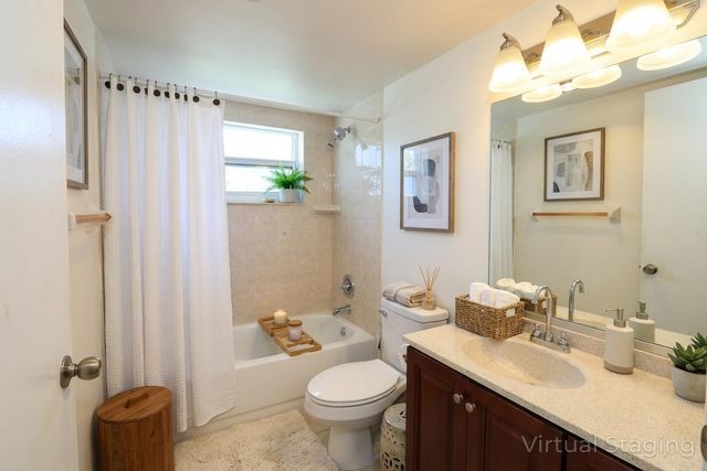 1217 S Lakes End Drive 1, Fort Pierce, FL 34982