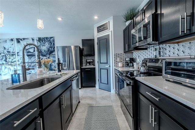 215 Raspberry Road, Fort Pierce, FL 34981