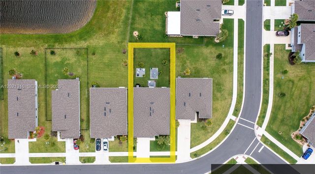 215 Raspberry Road, Fort Pierce, FL 34981