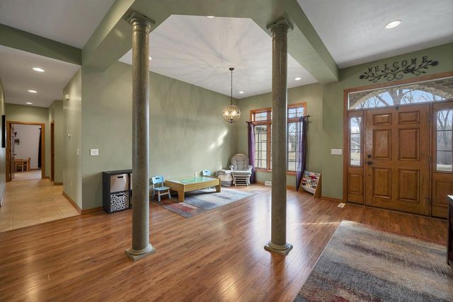 2503 WILDING WAY, Suamico, WI 54173