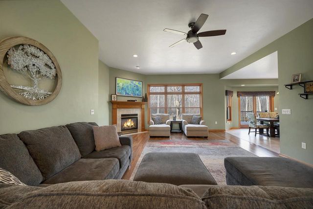2503 WILDING WAY, Suamico, WI 54173