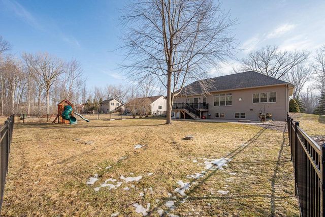 2503 WILDING WAY, Suamico, WI 54173