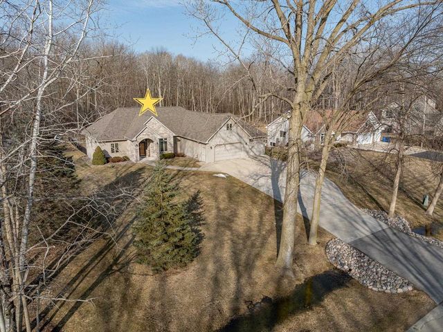 2503 WILDING WAY, Suamico, WI 54173