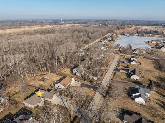 2503 WILDING WAY, Suamico, WI 54173