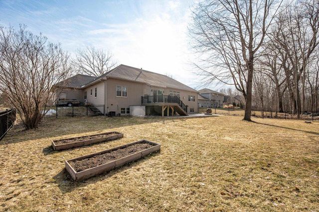 2503 WILDING WAY, Suamico, WI 54173