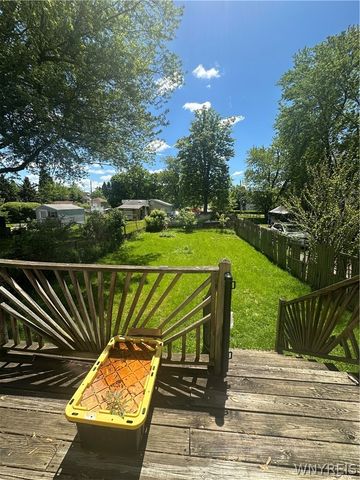 81 Aldrich Place, Buffalo, NY 14220