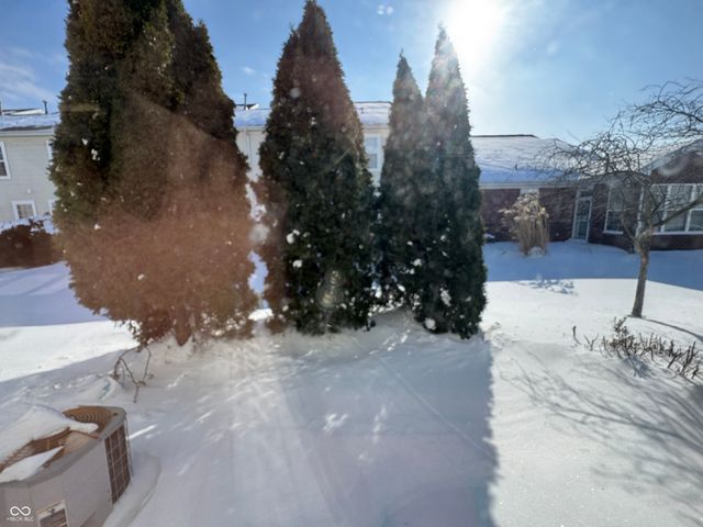 4027 Much Marcle Drive, Zionsville, IN 46077