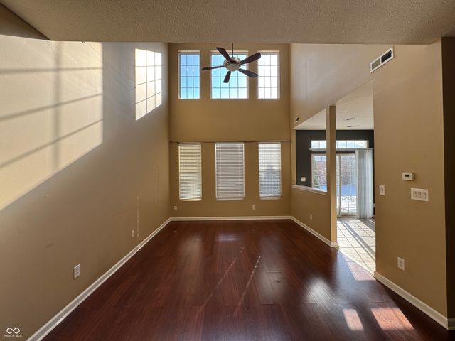 4027 Much Marcle Drive, Zionsville, IN 46077