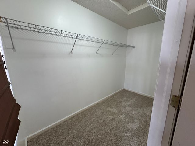 4027 Much Marcle Drive, Zionsville, IN 46077