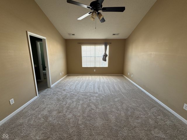 4027 Much Marcle Drive, Zionsville, IN 46077