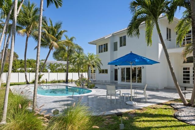 607 Intracoastal Drive, Fort Lauderdale, FL 33304